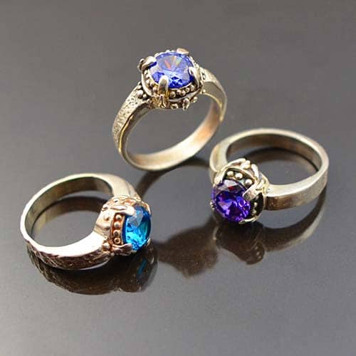 Tracey Spurgin claw set rings