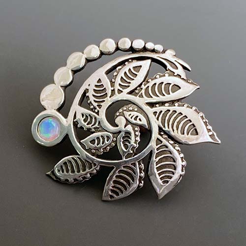 Pam East, shadow pendant